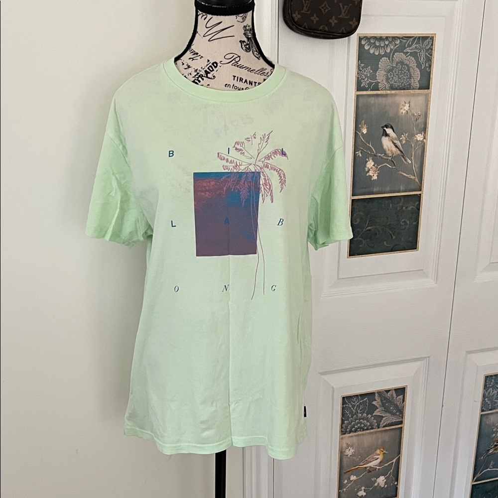 😃Billabong Mint Green Short Sleeve Tee